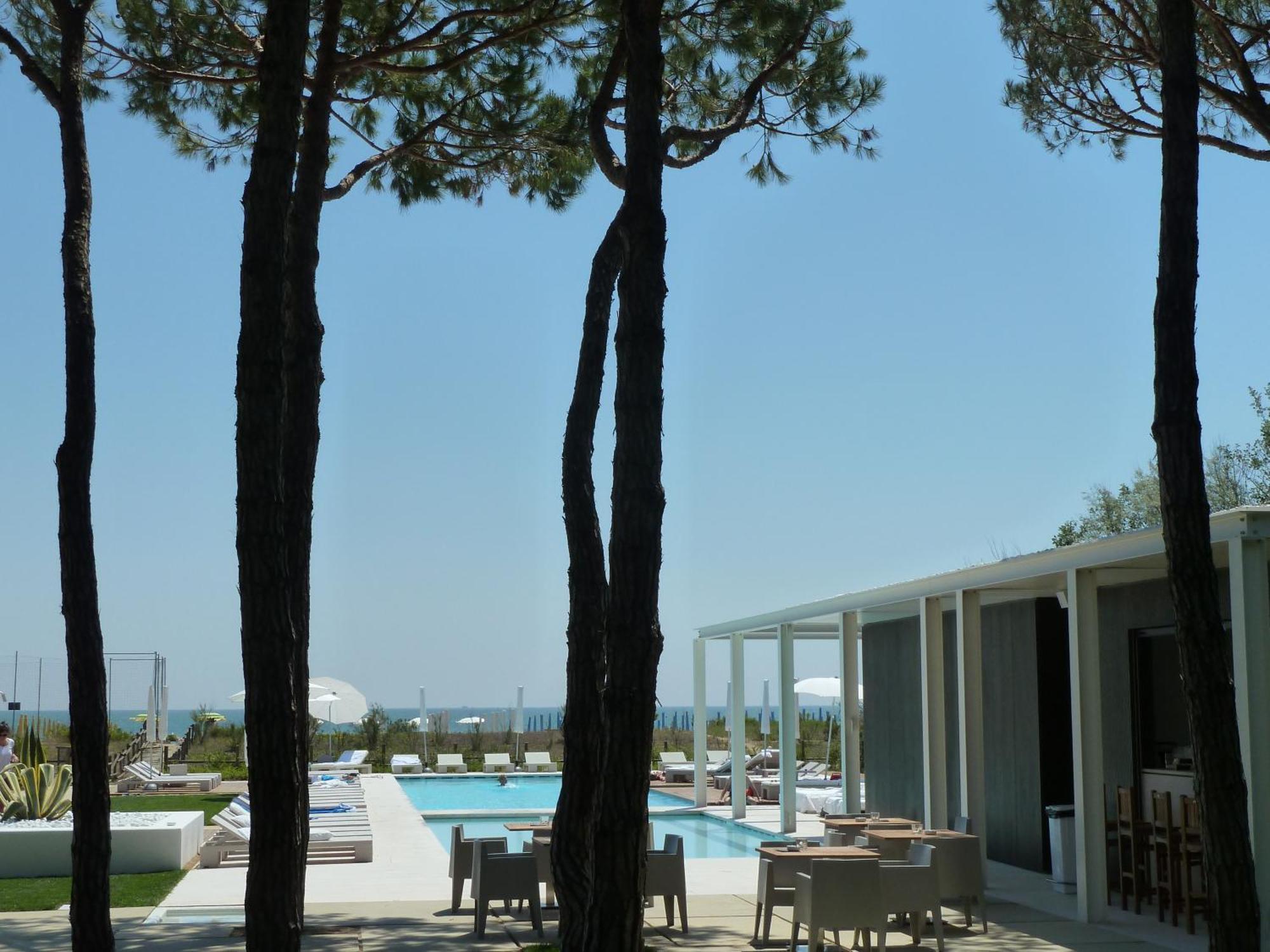 Hotel Mediterraneo Suite&Residence リド・ディ・イエゾロ エクステリア 写真