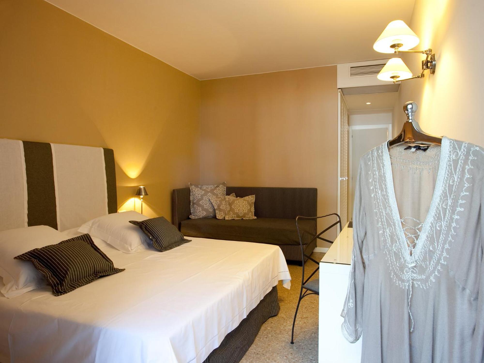 Hotel Mediterraneo Suite&Residence リド・ディ・イエゾロ エクステリア 写真
